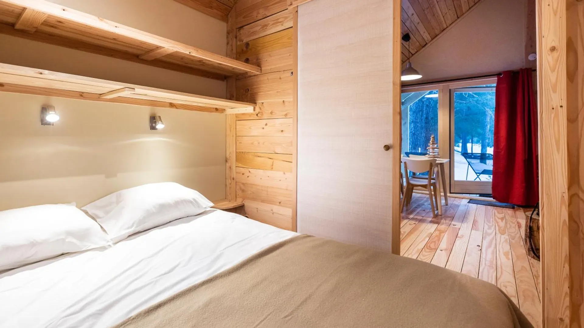 Huttopia La Clarée Val-des-Prés 3*,  France